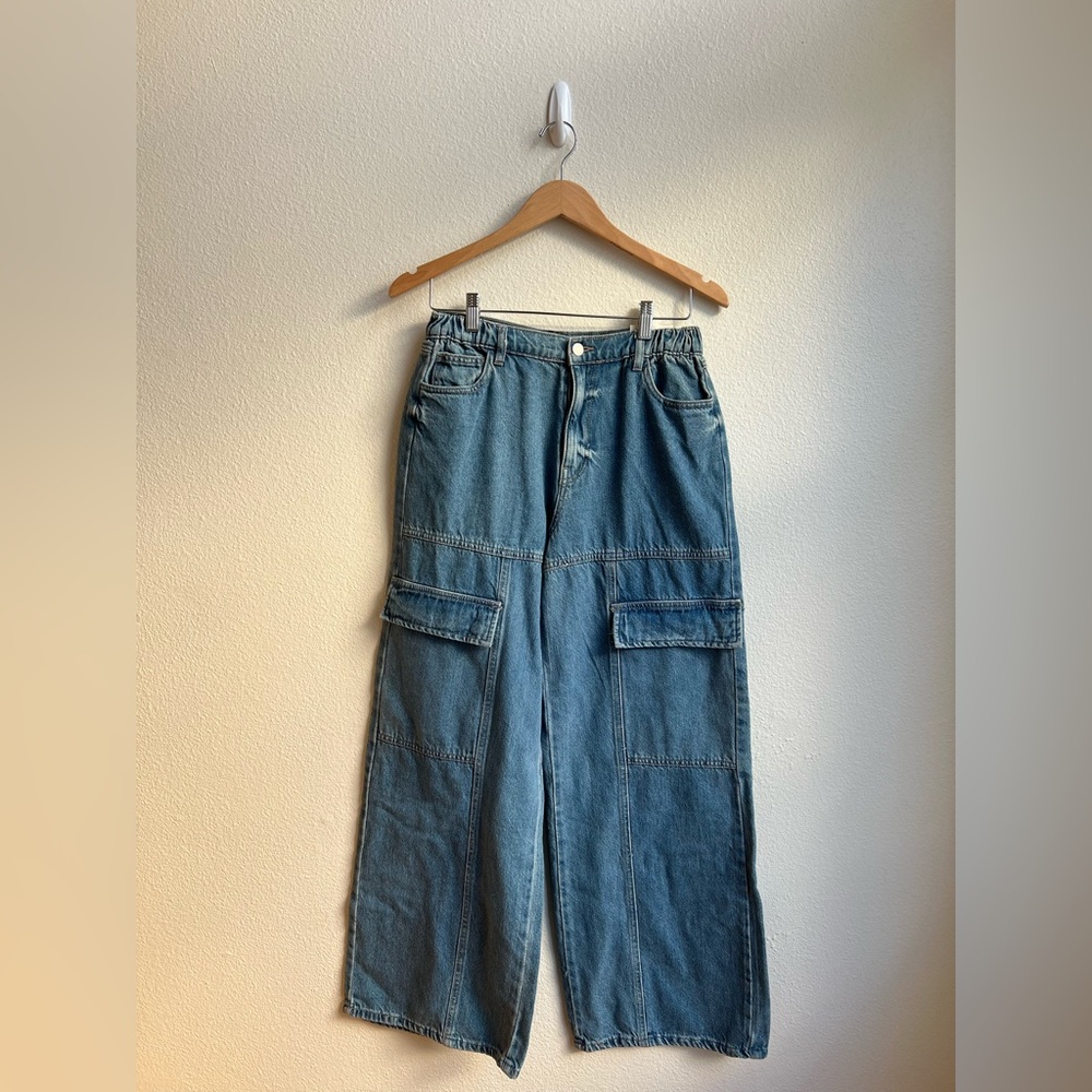 Forever 21 Women’s Denim‎ Wide Leg Relaxed Fit Cargo Jeans, Size 29
